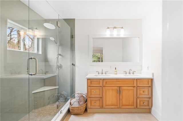 143 Parkside Circle, Decatur, GA 30030