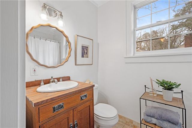 143 Parkside Circle, Decatur, GA 30030