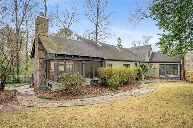 143 Parkside Circle, Decatur, GA 30030