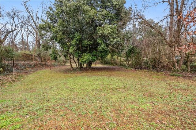 143 Parkside Circle, Decatur, GA 30030