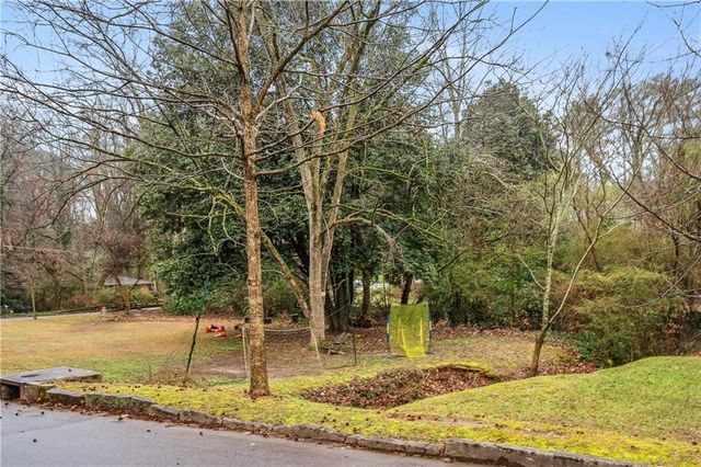 143 Parkside Circle, Decatur, GA 30030