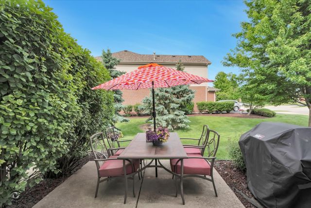 2733 Foxwood Drive, New Lenox, IL 60451