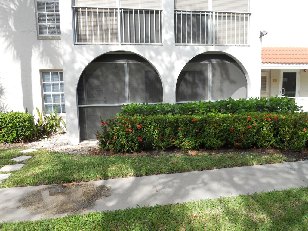 250 NE 20 Street 123s, Boca Raton, FL 33431