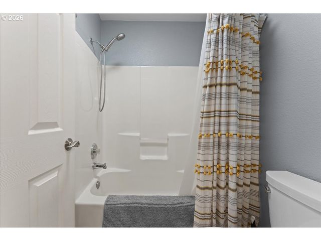 13923 Sw AERIE Dr, Tigard, OR 97223