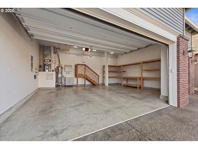 13923 Sw AERIE Dr, Tigard, OR 97223