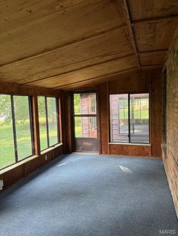 2418 College Drive, Belleville, IL 62221