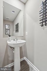 98 OLYMPUS RD, Charles Town, WV 25414