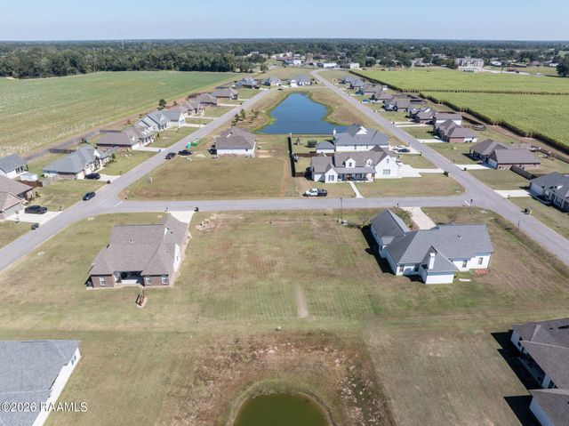 2313 Captain Row, Breaux Bridge, LA 70517
