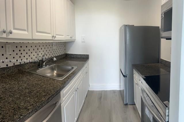 2000 NE 135th Street 601, North Miami, FL 33181