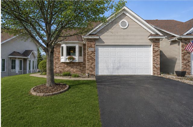 14313 Savanna Oaks Drive, Savage, MN 55378