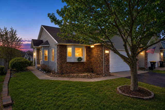 14313 Savanna Oaks Drive, Savage, MN 55378