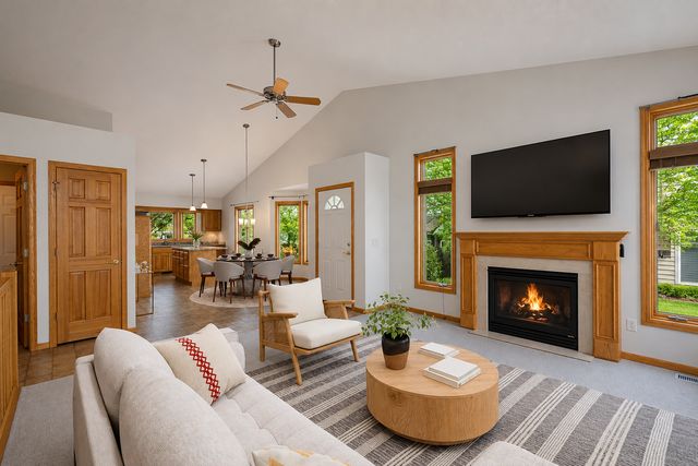 14313 Savanna Oaks Drive, Savage, MN 55378