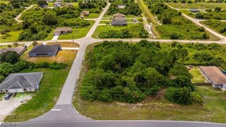 560/562 Alabama RD S, Lehigh Acres, FL 33974