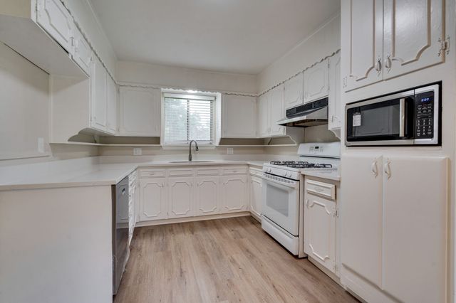 140 Joyce Drive, Argyle, TX 76226