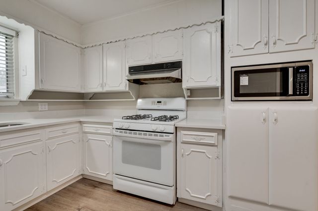 140 Joyce Drive, Argyle, TX 76226