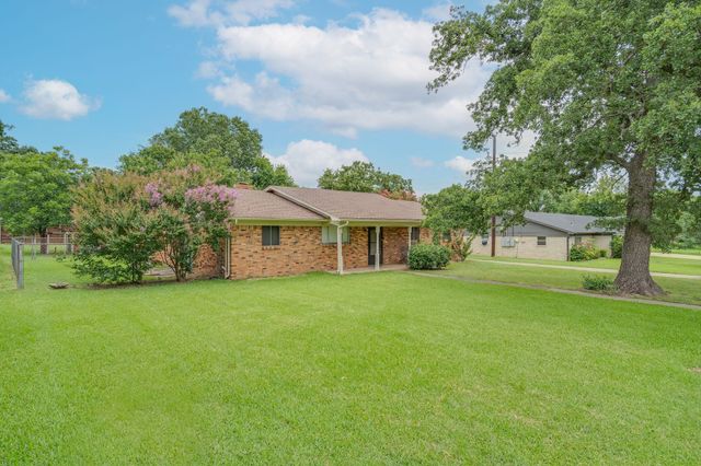 140 Joyce Drive, Argyle, TX 76226