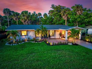 1129 GROVELAND AVENUE, Venice, FL 34285