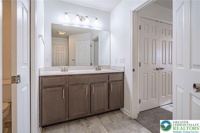 1362 Caspian Street, South Whitehall Twp, PA 18104