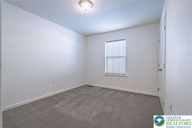 1362 Caspian Street, South Whitehall Twp, PA 18104