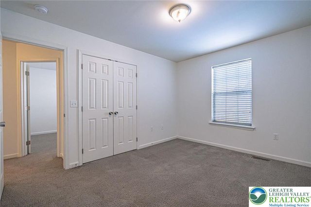 1362 Caspian Street, South Whitehall Twp, PA 18104