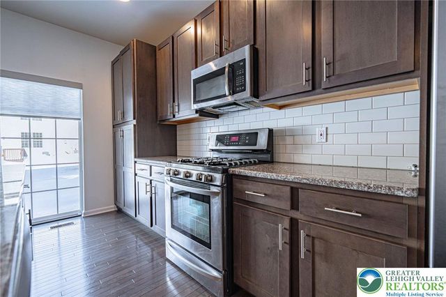 1362 Caspian Street, South Whitehall Twp, PA 18104