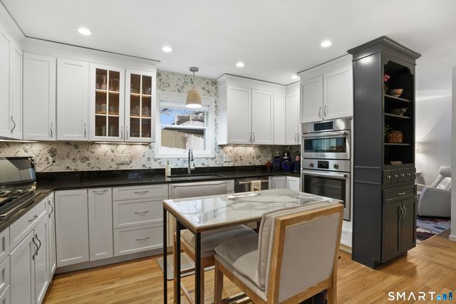 26 Abbott Avenue, Ridgefield, CT 06877