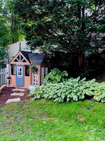 26 Abbott Avenue, Ridgefield, CT 06877