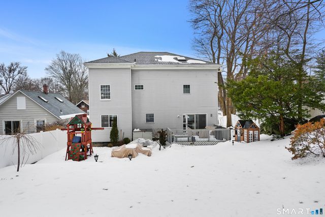 26 Abbott Avenue, Ridgefield, CT 06877