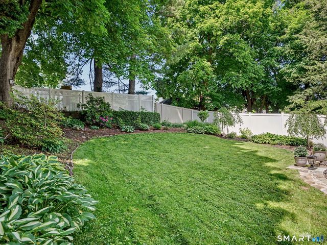 26 Abbott Avenue, Ridgefield, CT 06877