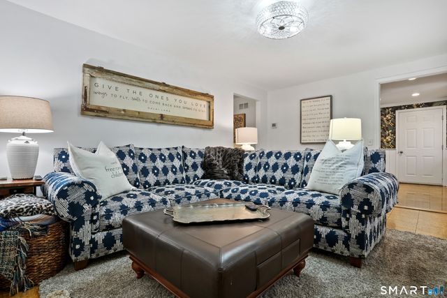 26 Abbott Avenue, Ridgefield, CT 06877