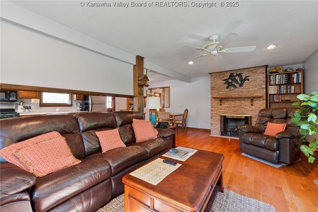 5789 Frame Road, Elkview, WV 25071