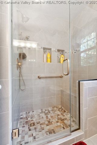 5789 Frame Road, Elkview, WV 25071