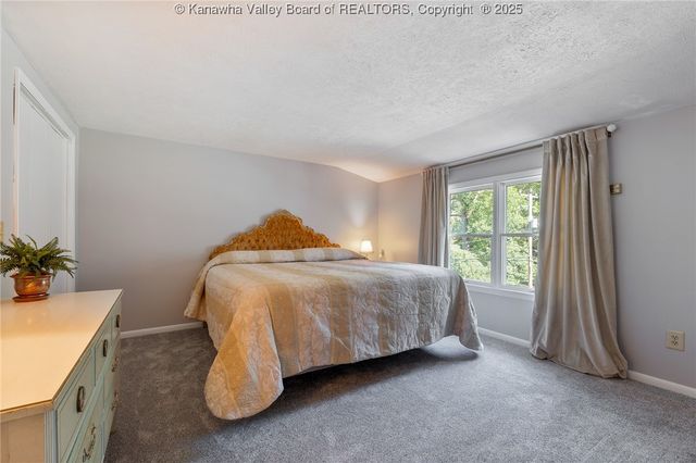 5789 Frame Road, Elkview, WV 25071