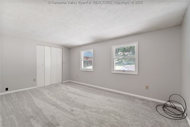 5789 Frame Road, Elkview, WV 25071