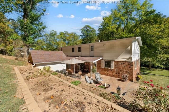 5789 Frame Road, Elkview, WV 25071