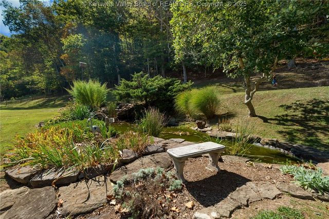 5789 Frame Road, Elkview, WV 25071