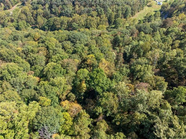 5789 Frame Road, Elkview, WV 25071