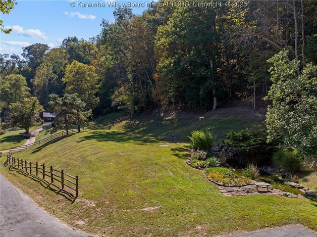 5789 Frame Road, Elkview, WV 25071