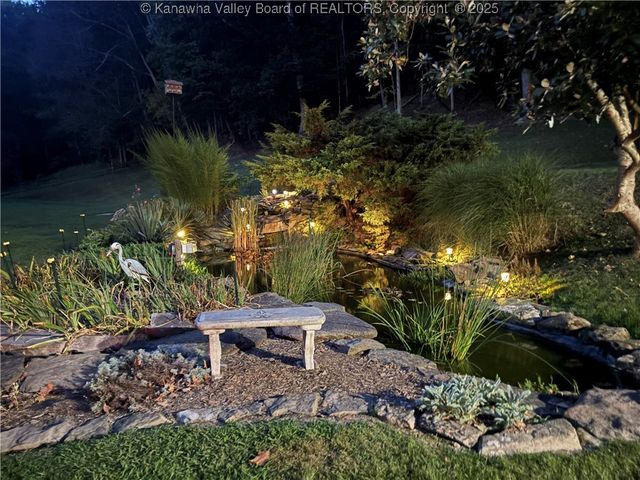 5789 Frame Road, Elkview, WV 25071