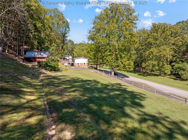 5789 Frame Road, Elkview, WV 25071