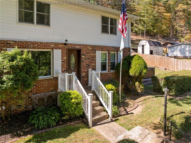 5789 Frame Road, Elkview, WV 25071