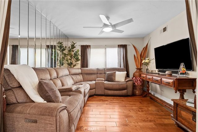 6325 Yolanda, Tarzana, CA 91335