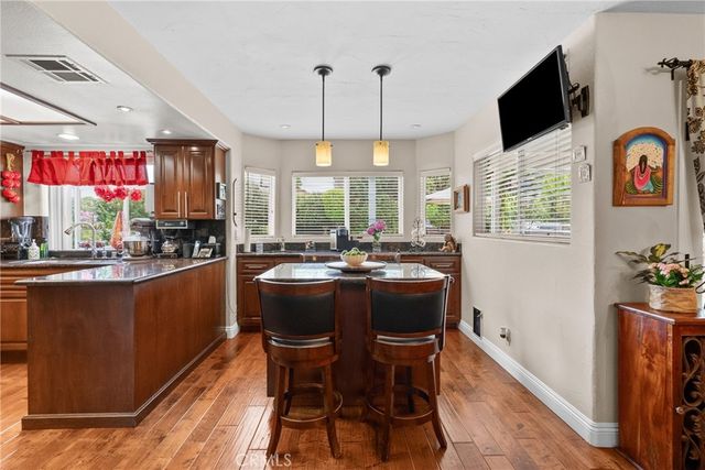 6325 Yolanda, Tarzana, CA 91335