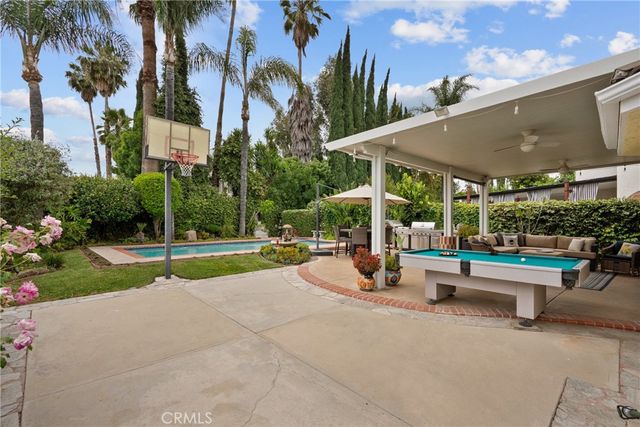 6325 Yolanda, Tarzana, CA 91335