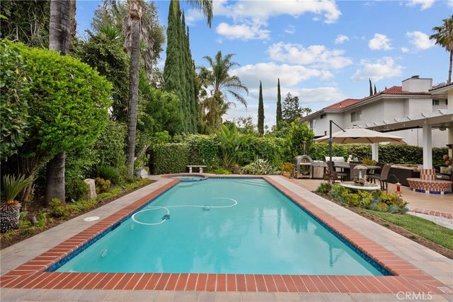 6325 Yolanda, Tarzana, CA 91335