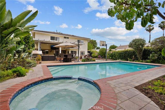 6325 Yolanda, Tarzana, CA 91335