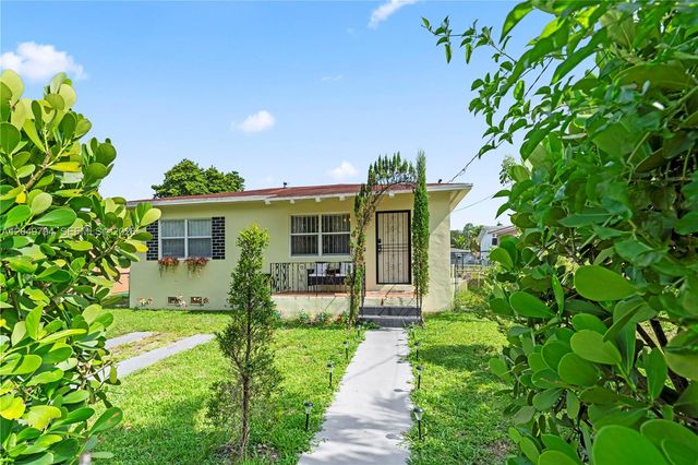 1920 NW 69th Ter, Miami, FL 33147