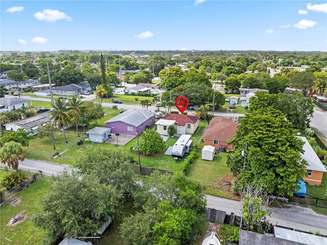 1920 NW 69th Ter, Miami, FL 33147