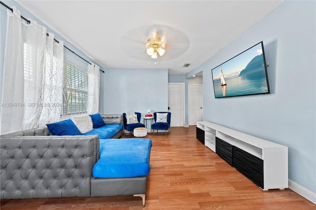 1920 NW 69th Ter, Miami, FL 33147