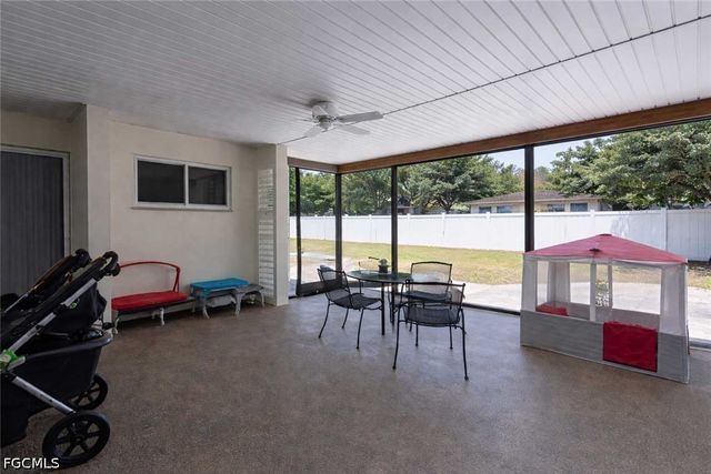 8512 Chatham ST, Fort Myers, FL 33907